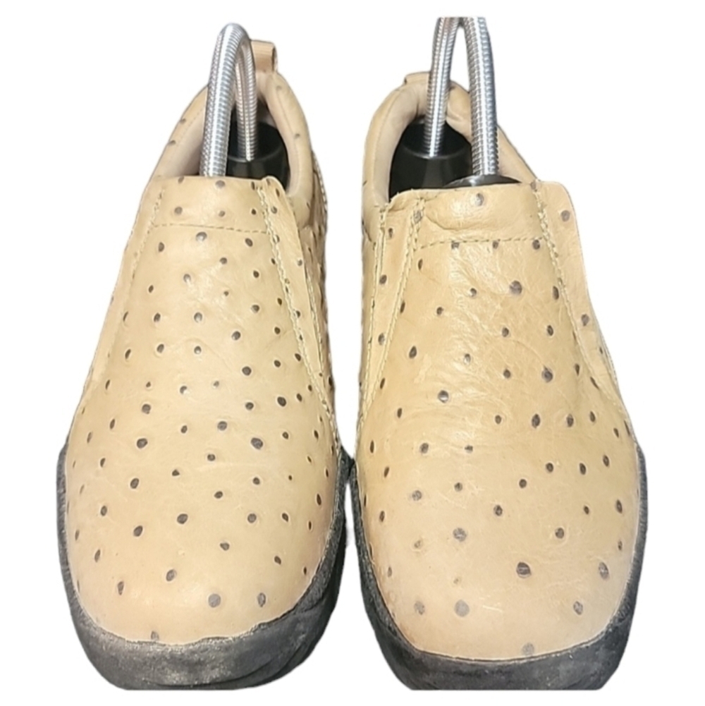 Ropers faux Ostrich slip on Women's size 9. Rugged Rubber out sole